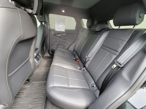 Used 2026 Land Rover Range Rover Evoque S image 19