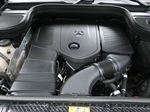 Used 2025 Mercedes-Benz GLE 350 4MATIC image 32