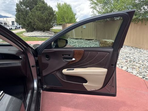 Used 2018 Lexus LS 500 AWD image 28