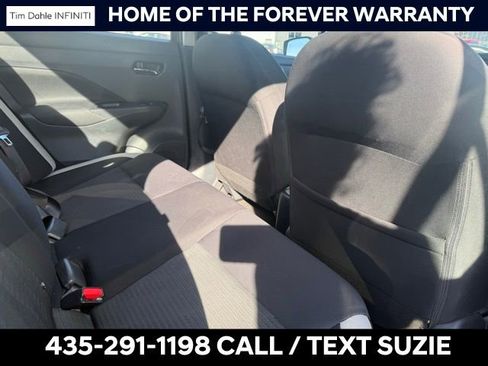 Used 2021 Nissan Versa SV image 15