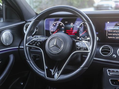 Used 2022 Mercedes-Benz E 350 Sedan image 12