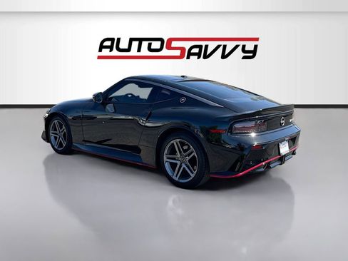 Used 2025 Nissan Z NISMO w/ Floor Mat Package RWD image 5