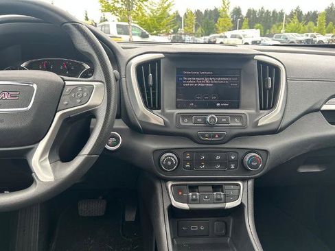 Used 2024 GMC Terrain SLE AWD/4WD image 24