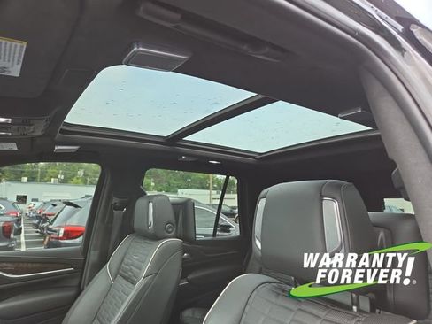 Used 2024 Cadillac Escalade Sport Platinum AWD/4WD image 13