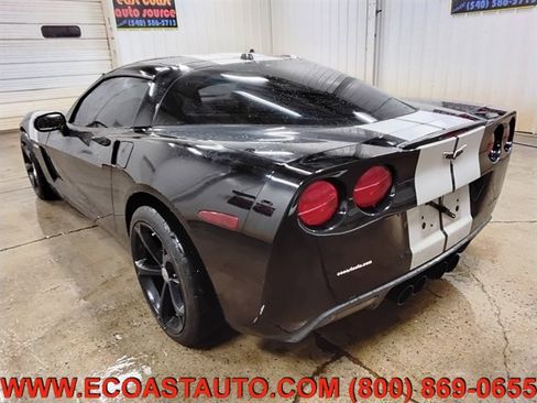 Used 2005 Chevrolet Corvette Coupe w/ Preferred Equipment Group image 3