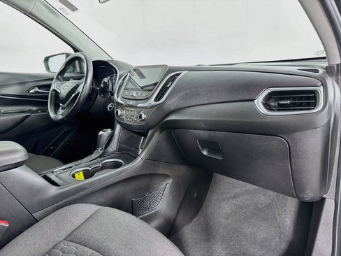 Used 2018 Chevrolet Equinox LT w/ Sun & Infotainment Package AWD/4WD image 30