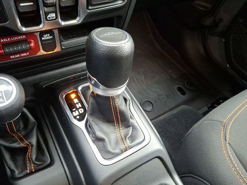 Used 2023 Jeep Gladiator Mojave w/ LED Lighting Group image 14