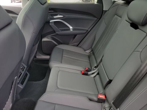 Certified 2025 Audi Q5 Premium w/ Premium Plus AWD/4WD image 26