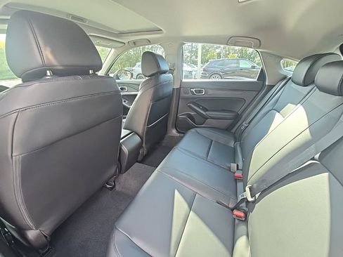 Used 2024 Acura Integra Base image 25