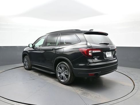 Certified 2022 Honda Pilot Sport image 8
