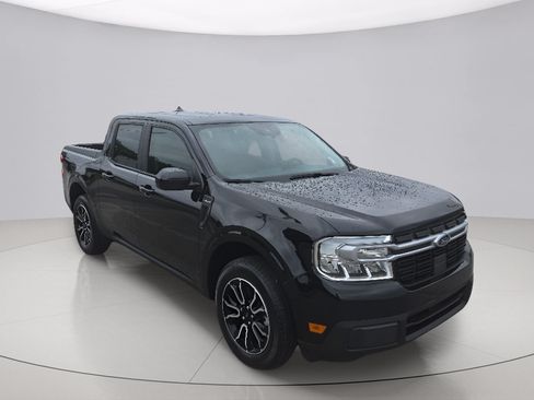 Used 2024 Ford Maverick Lariat AWD/4WD image 1