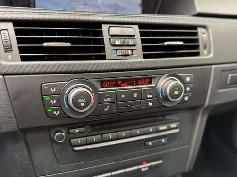 Used 2011 BMW M3 Sedan RWD image 18