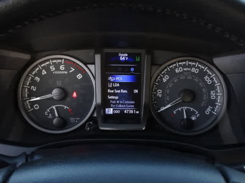 Certified 2023 Toyota Tacoma TRD Sport image 24