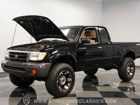 Used 1998 Toyota Tacoma 4x4 w/ SR5 Package image 31