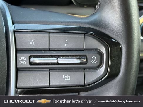 Used 2024 Chevrolet Colorado ZR2 w/ Safety Package AWD/4WD image 15