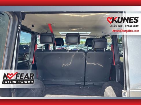 Used 2017 Mercedes-Benz G 550 image 33