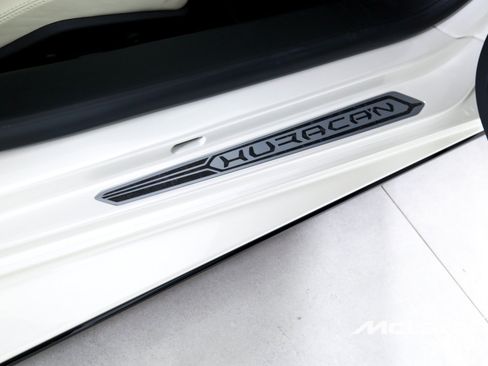 Used 2022 Lamborghini Huracan EVO AWD/4WD image 20