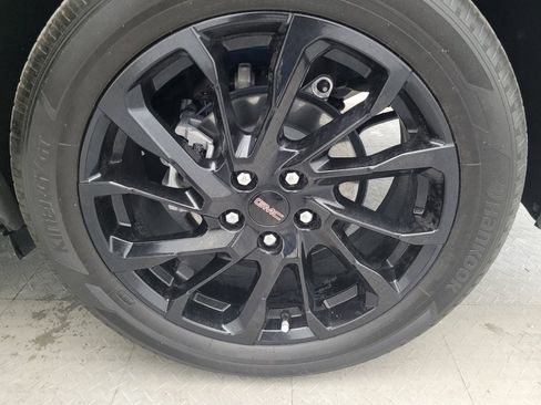 Used 2023 GMC Terrain SLT w/ Tech Package image 31