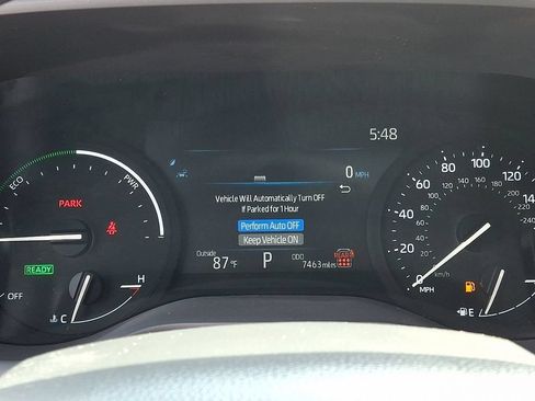 Used 2026 Toyota Sienna XLE FWD image 23
