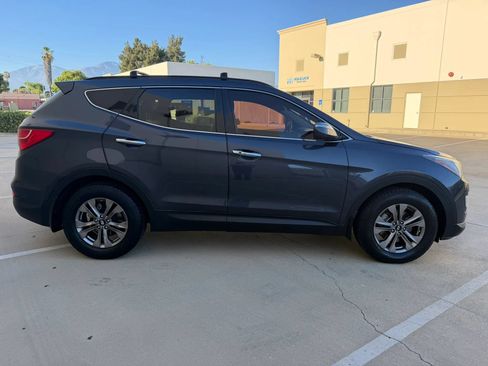 Used 2015 Hyundai Santa Fe Sport w/ Option Group 03 FWD image 4