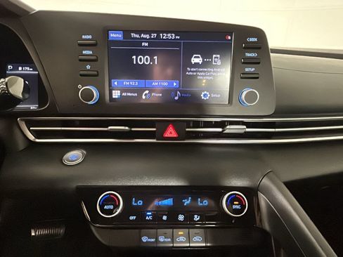 Used 2022 Hyundai Elantra SEL FWD image 27