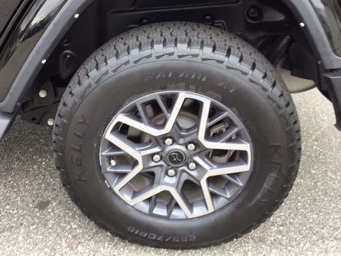 Used 2024 Jeep Wrangler Sahara w/ Safety Group image 12