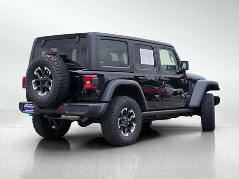 Used 2025 Jeep Wrangler Unlimited Rubicon 4xe w/ Safety Group AWD/4WD image 4