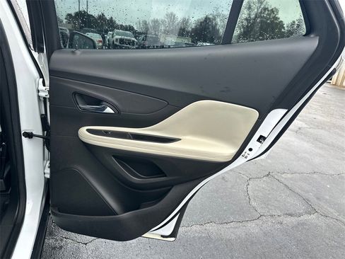 Used 2019 Buick Encore Preferred image 17