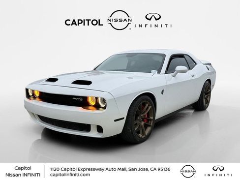 Used 2023 Dodge Challenger SRT Hellcat image 1