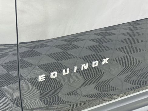 Used 2018 Chevrolet Equinox LT image 10