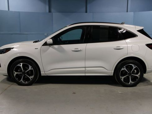 Used 2024 Ford Escape ST-Line Elite w/ Premium Technology Package AWD/4WD image 26