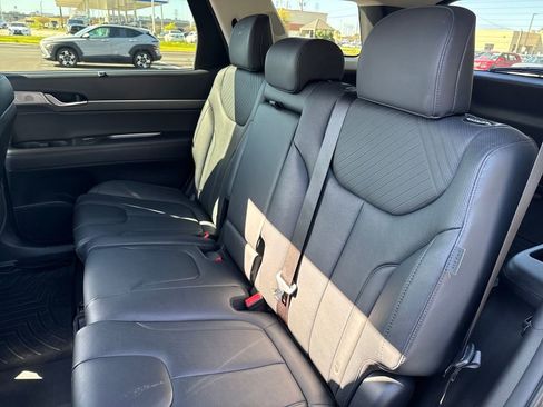 Used 2024 Hyundai Palisade SEL FWD image 25