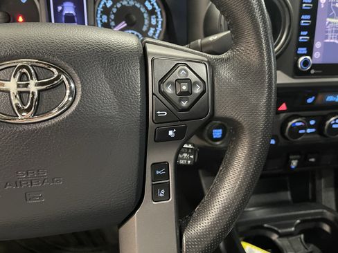 Used 2020 Toyota Tacoma 4x4 Double Cab image 23