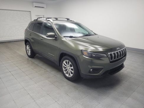 Used 2019 Jeep Cherokee Latitude w/ Popular Appearance Group FWD image 11