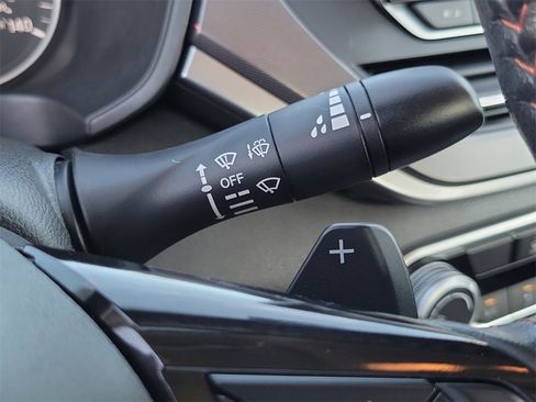 Used 2023 Nissan Altima 2.5 SR image 9