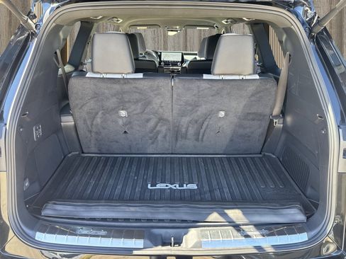 Used 2024 Lexus TX 500h AWD w/ Technology Package image 82