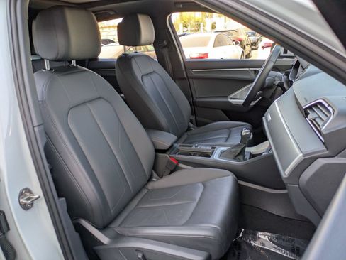 Used 2023 Audi Q3 2.0T Premium w/ Convenience Package AWD/4WD image 27