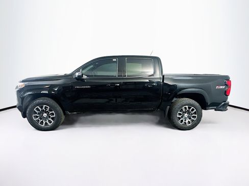 Used 2025 Chevrolet Colorado Z71 AWD/4WD image 4
