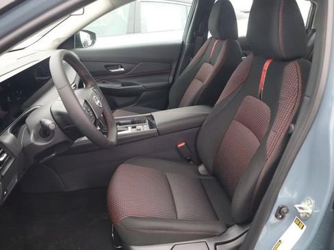Used 2026 Nissan Sentra SR w/ Floor Mat Package FWD image 20