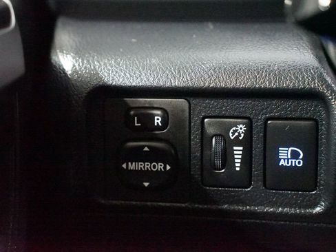 Certified 2022 Toyota 4Runner SR5 image 23