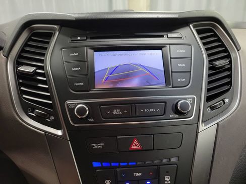 Used 2018 Hyundai Santa Fe Sport FWD image 21