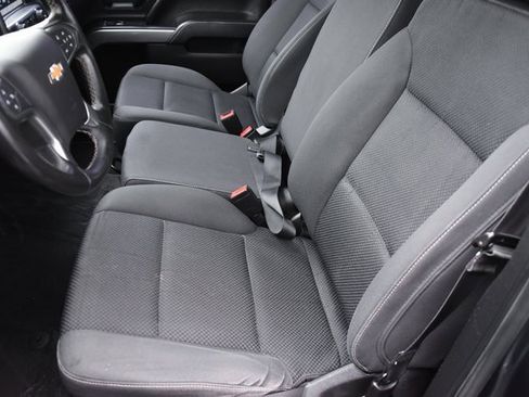 Used 2019 Chevrolet Silverado 1500 LT image 16