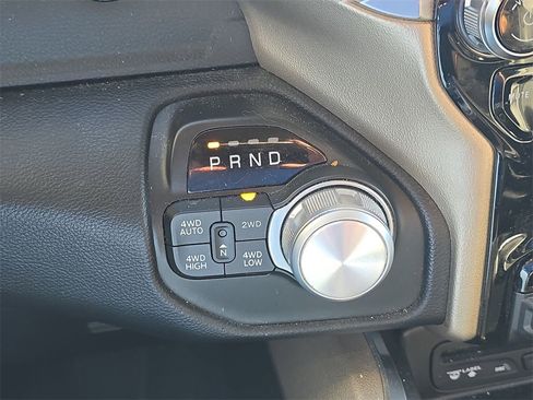 Used 2019 RAM 1500 Laramie image 26