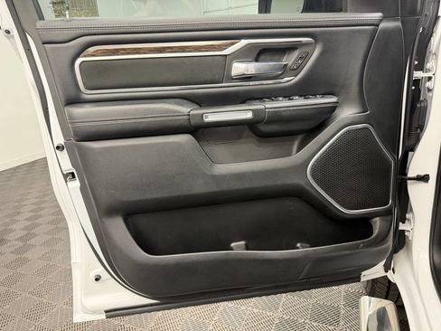Used 2020 RAM 1500 Laramie AWD/4WD image 12