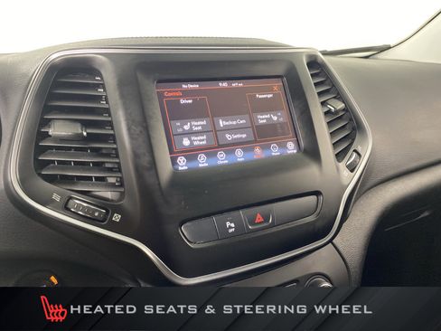 Used 2020 Jeep Cherokee Latitude Plus AWD/4WD image 5