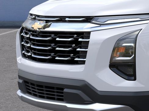 New 2027 Chevrolet Equinox LT w/ LPO, Floor Liner Package AWD/4WD image 37