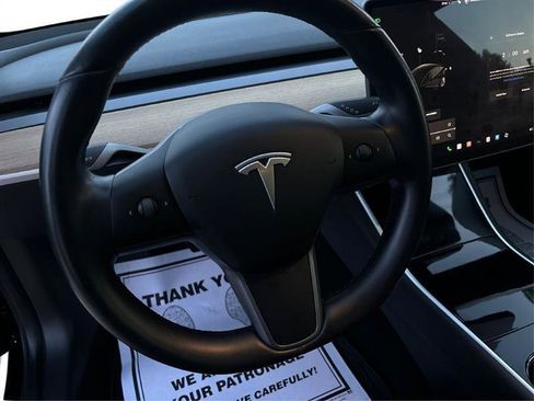 Used 2019 Tesla Model 3 Standard Range Plus RWD image 25