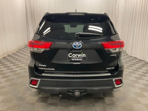 Used 2018 Toyota Highlander Limited Platinum AWD/4WD image 5