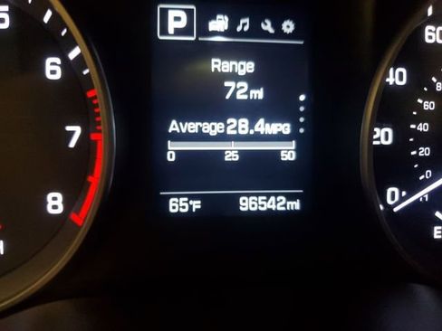 Used 2018 Hyundai Elantra Value Edition image 17