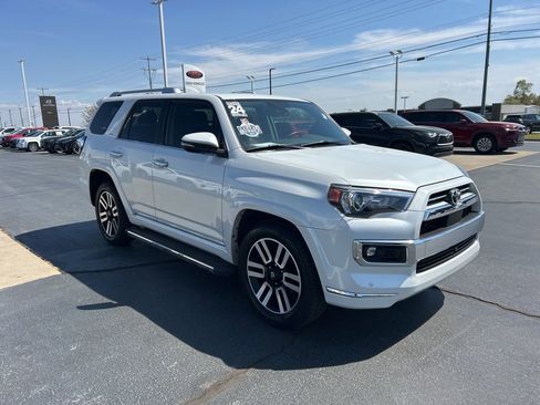 Used 2024 Toyota 4Runner Limited image 25